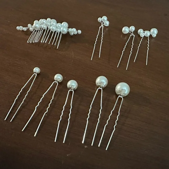9 Piece Pearl Hair Accessories - Picture 1 of 1